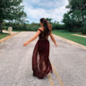 Meet your Posher, Delilah